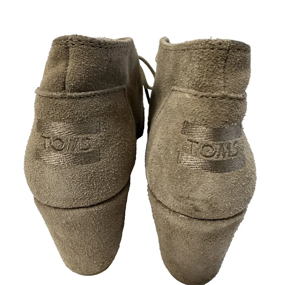 TOMS Womens Desert Wedge Taupe Suede Lace Up Ankle Booties Size 9